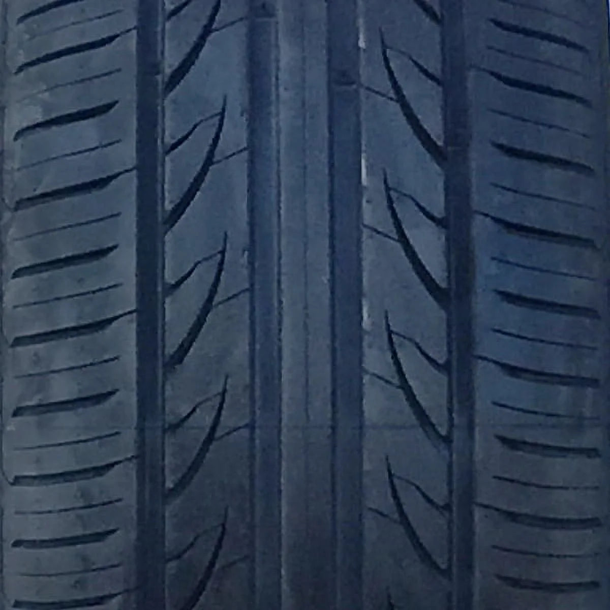 285/35ZR18 101W XL All Season High Performance Tires Y71128