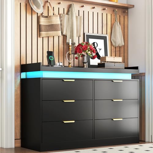 White 4 Drawer Wood Dresser C848536